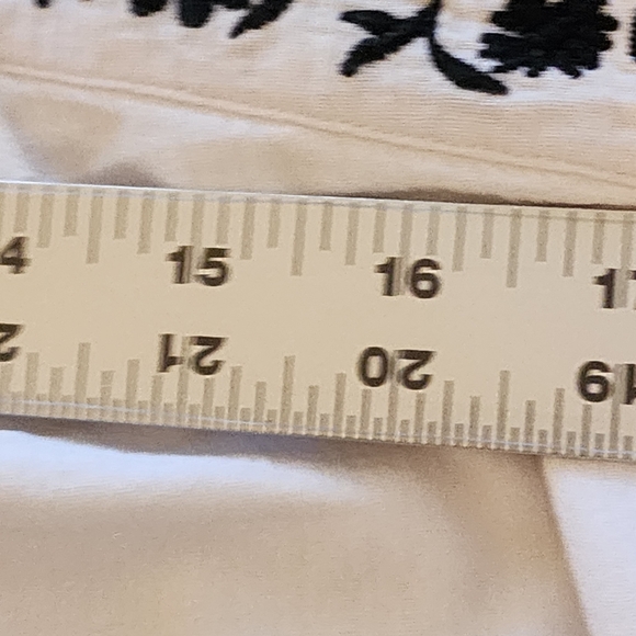 INC White top with black embroidery embellishment - Picture 7 of 9